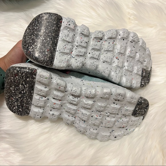 Nike • Space Hippie 04 - Picture 11 of 13